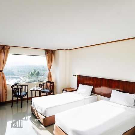 Sinkiat Thani Hotel Satun Extérieur photo