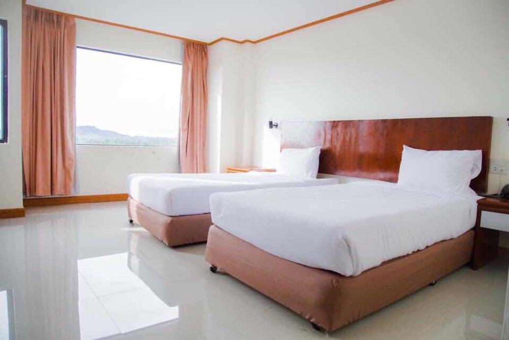 Sinkiat Thani Hotel Satun Extérieur photo