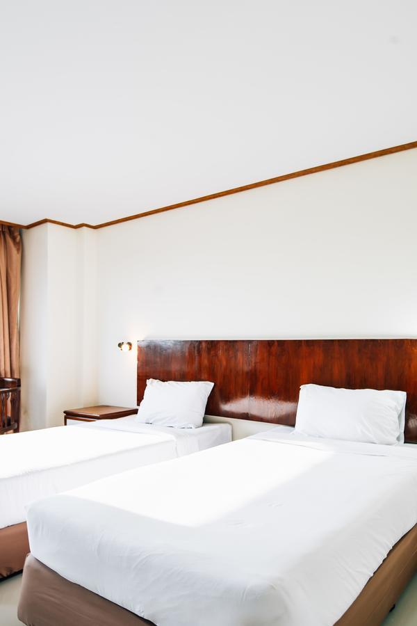 Sinkiat Thani Hotel Satun Extérieur photo