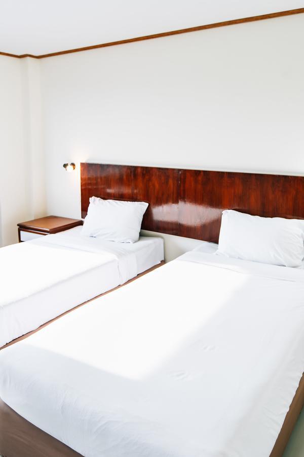 Sinkiat Thani Hotel Satun Extérieur photo